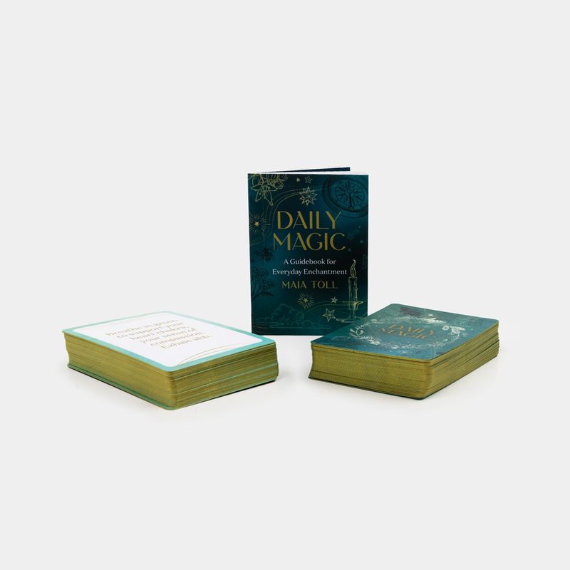 daily-magic-a-deck-of-mystical-inspiration-for-your-everyday-life-5-9780762480425