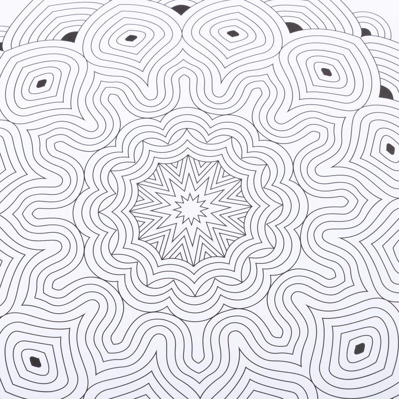 libro-de-colorear-mandalas-arte-para-adultos-disenos-relajantes-y-calmantes-5-9789587961355