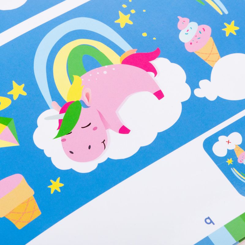 suena-como-un-unicornio-libro-de-hojas-reutilizables-con-marcador-borrable-6-9789587961379