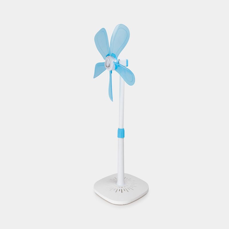 ventilador-18-50-105-cm-con-5-aspas-blanco-con-azul-2-7701016808736