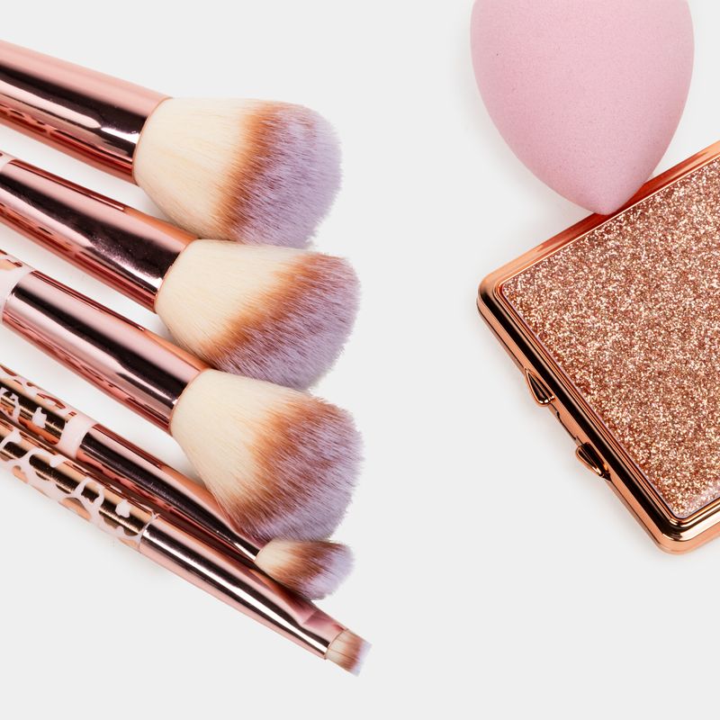 set-de-brochas-para-maquillaje-x7-piezas-rosadas-4-7701016824347