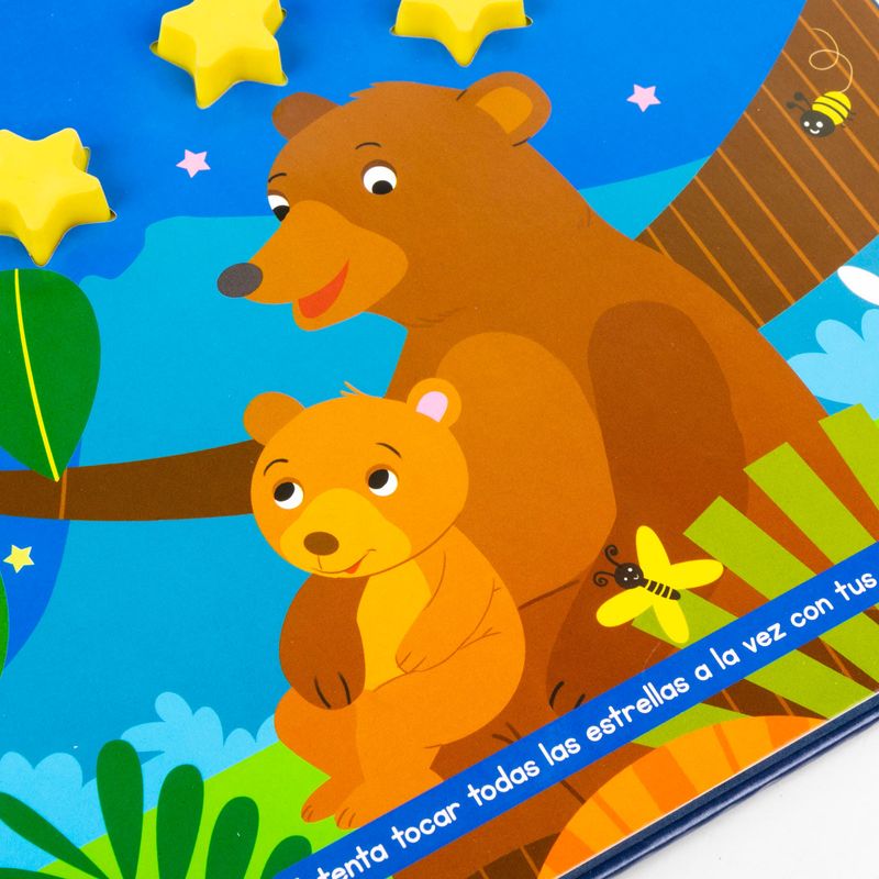bajo-las-estrellas-un-libro-luminoso-6-9789915677941
