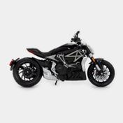 Moto coleccionable Ducati XDiavel S negra